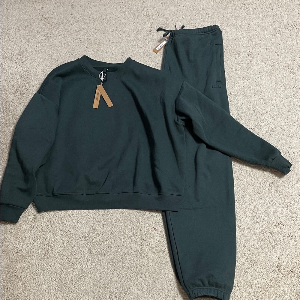 Skims Sweat set NEW WITH TAGS